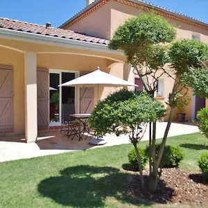 3* Bed and breakfast La Lilas Des Fargues